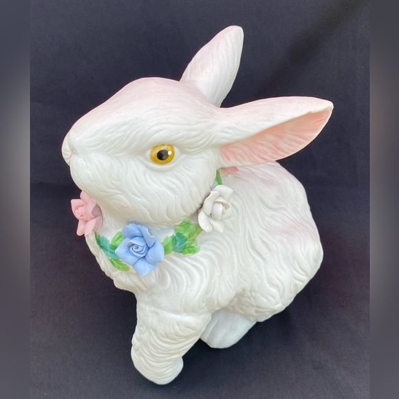 Bunny Rabbit Home Decor Figurine White Ceramic with Floral Necklace - Picture 10 of 13